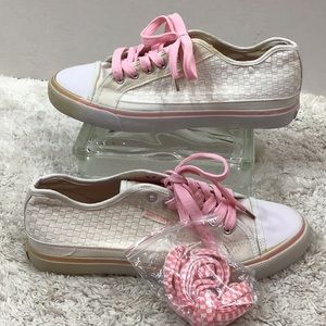 Airwalk lattice braided sneakers 10
